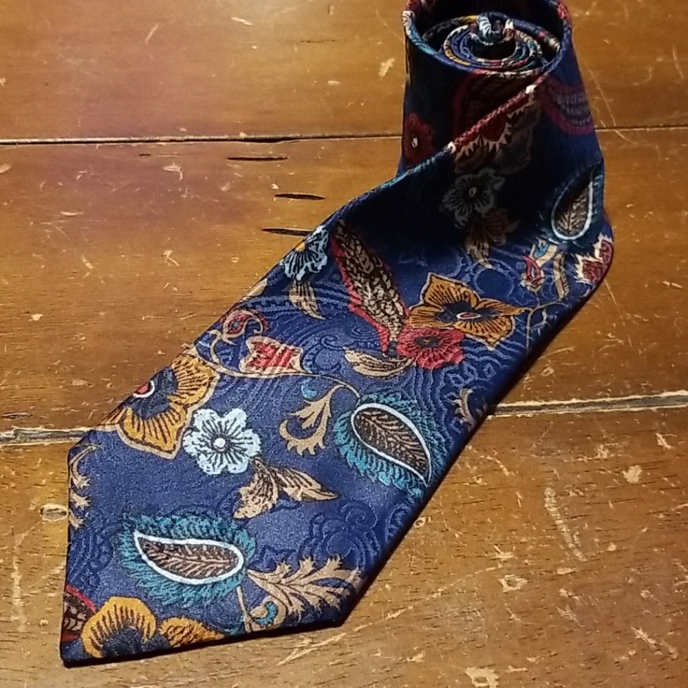 ENVOY Floral Mens Silk Tie